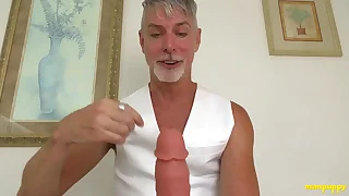 ManPuppy&colon; DILF Richard Lennox grabs fat dick to wank in his cell after clubbing